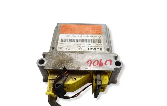 Mercedes-Benz Sprinter W906 Airbag control unit/module 0285011060 1104021261 A9069014700