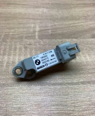 BMW 3 E46 Airbag deployment crash/impact sensor 6911038 0285002064
