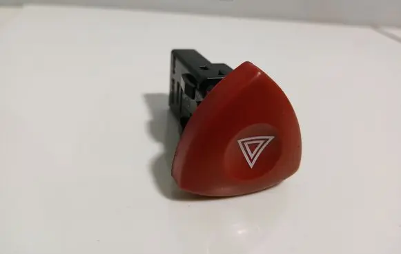 Opel Vivaro Hazard light switch 904889