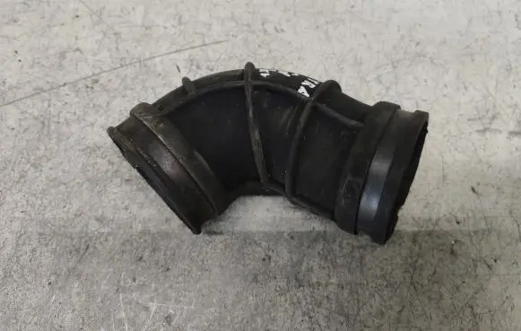 Opel Zafira A Intercooler hose/pipe 90530766