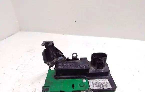 Volvo S80 Front door lock 9141703