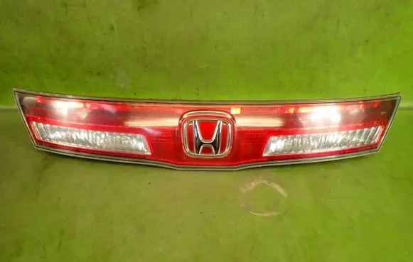 Honda Civic Rear/tail light trim molding KOITO132-17165