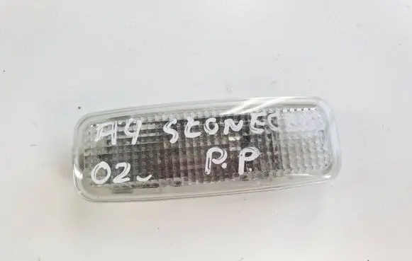 Audi A4 S4 B6 8E 8H Rear seat light