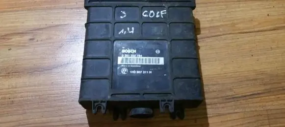 Volkswagen Golf III Engine control unit/module 0261200784 1H0907311H