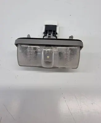 Lexus ES VII XZ10 Number plate light A045053