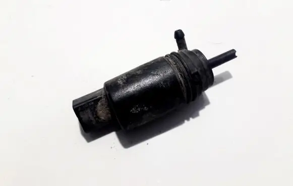 BMW 5 E39 Windscreen/windshield washer pump 67128377612 23557610