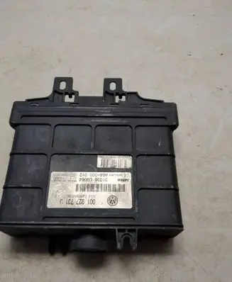 Volkswagen Polo Gearbox control unit/module 31036LW064 001927731J A640000Y2