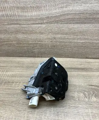 Audi A4 S4 B7 8E 8H Rear door lock 8E0839016AA