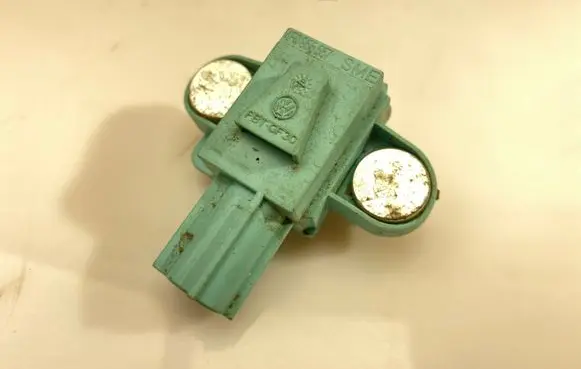 Audi A6 S6 C6 4F Airbag deployment crash/impact sensor 4F0955557