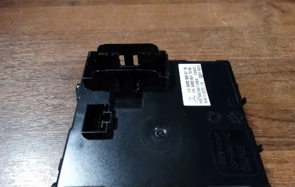Mercedes-Benz E W213 Other control units/modules A0009001017 A0009008718