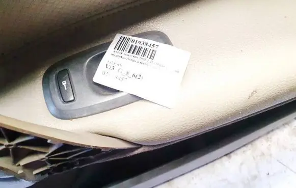 Volvo S60 Electric window control switch 30658117