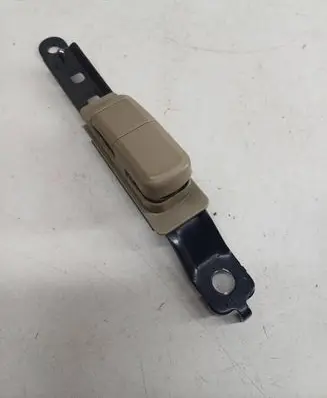 Nissan Murano Z50 Seat belt height adjuster F4205