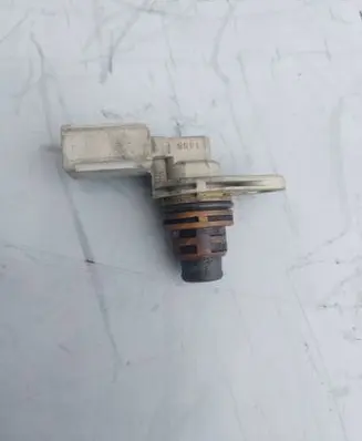 Skoda Fabia Mk1 (6Y) Camshaft position sensor 03D907601
