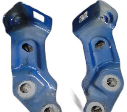 Skoda Kamiq Fender mounting bracket 