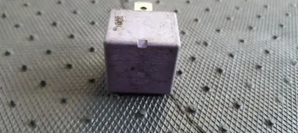 Renault Megane I Other relay 12V50A03525 12V-50A-03525
