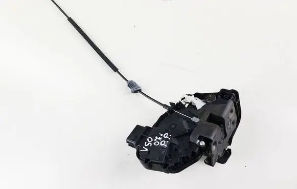 Volvo V50 Front door lock 30753664 A048069