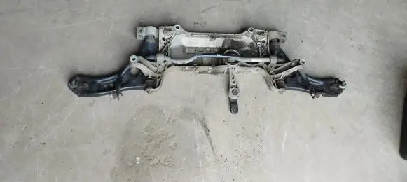 Volkswagen PASSAT B7 Front subframe 7n0199369a