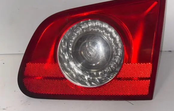Volkswagen PASSAT B6 Tailgate rear/tail lights 3C9945094