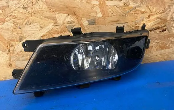 Skoda Superb B6 (3T) Front fog light 3T0941700C 7690100001