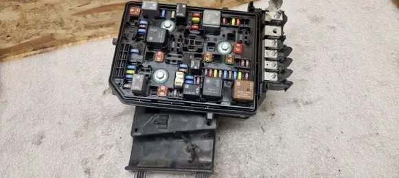Opel Astra K Fuse box set 812461952 863980 1C16140TK