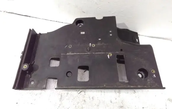 Battery bracket