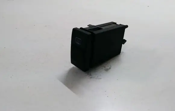 Windscreen/window heater switch