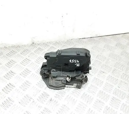 BMW 3 E90 E91 Front door lock 150306