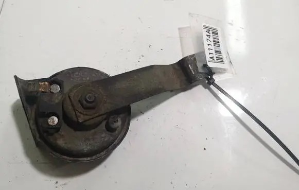 Nissan Primera Horn signal E970388