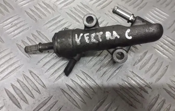 Opel Vectra C Fuel distributor 