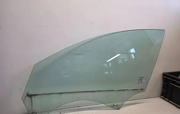 Jaguar XF X260 Front door window glass four-door 1234