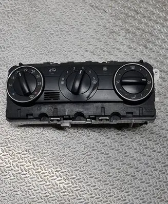 Mercedes-Benz A W169 Climate control unit A1698301985 69780014 0803061B
