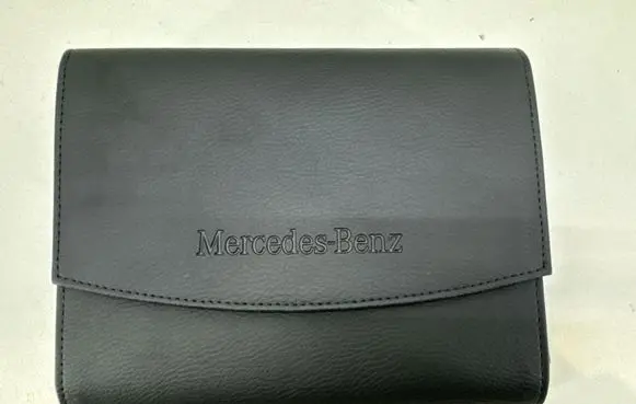 Mercedes-Benz C W204 Owners service history hand book 