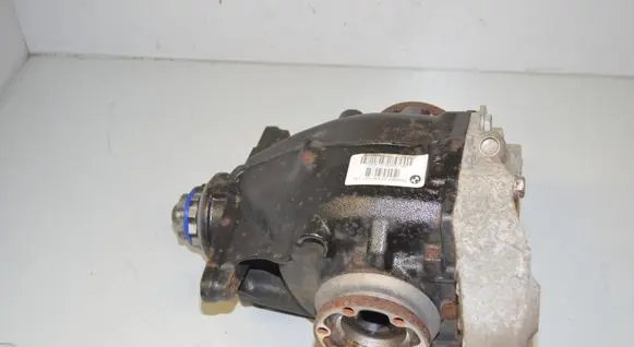 BMW X1 E84 Rear differential 7592987 33107592987 33107592988