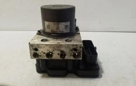 Jeep Cherokee ABS Pump P68237001AD 68237001AD