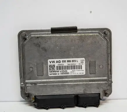 Volkswagen Polo V 6R Engine control unit/module 03E906023L
