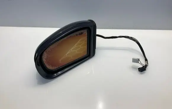 Mercedes-Benz E W211 Front door electric wing mirror