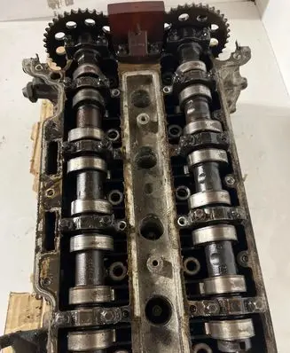 Opel Meriva A Engine head 55355430