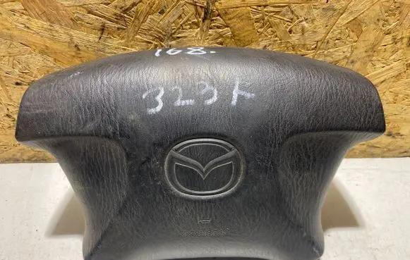 Mazda 323 Steering wheel airbag