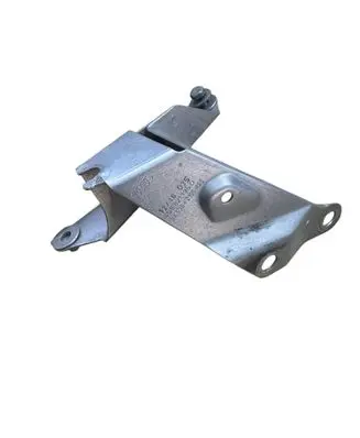 Audi A7 S7 4G Fender mounting bracket 4G8821135D