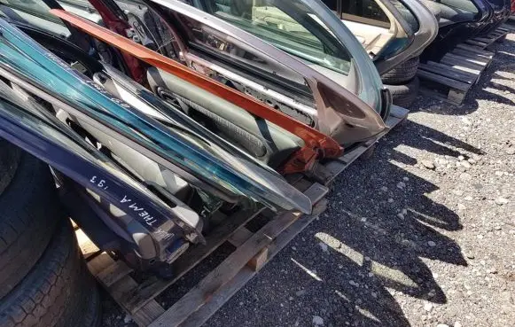 Honda Civic Rear door