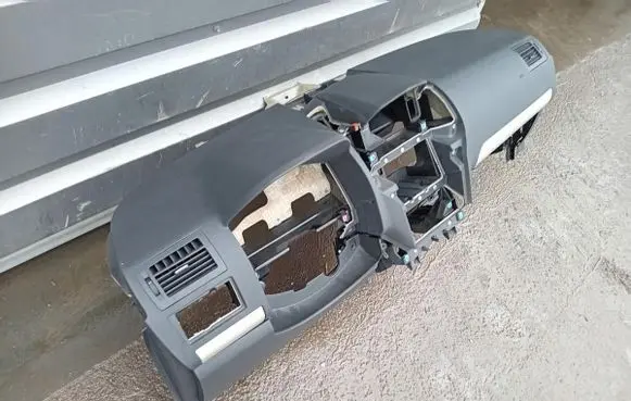 Opel Zafira B Dashboard 13206043
