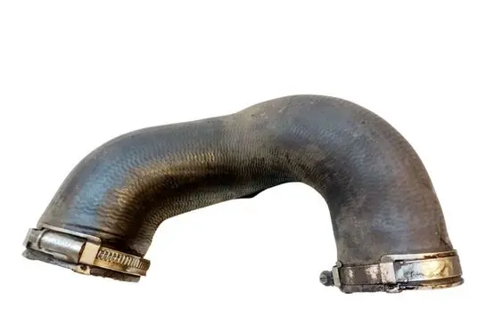 Audi Q7 4L Intercooler hose/pipe 7L6145972E