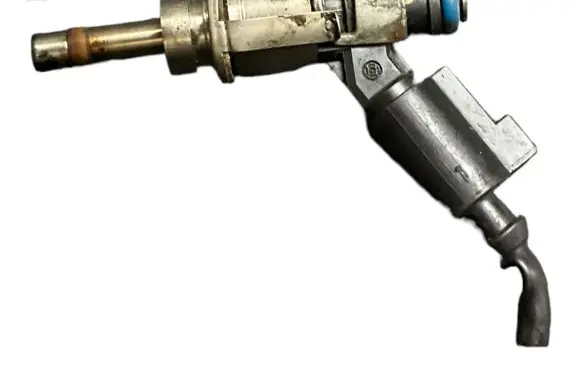 Audi A3 S3 A3 Sportback 8P Fuel injector 06D133036D 06E036C