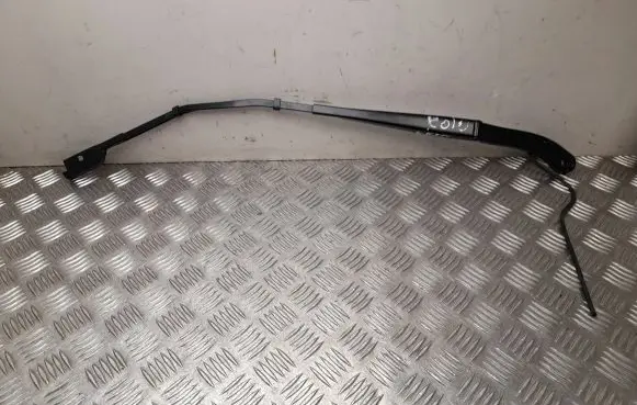 Tesla Model Y Front wiper blade arm 150705100A
