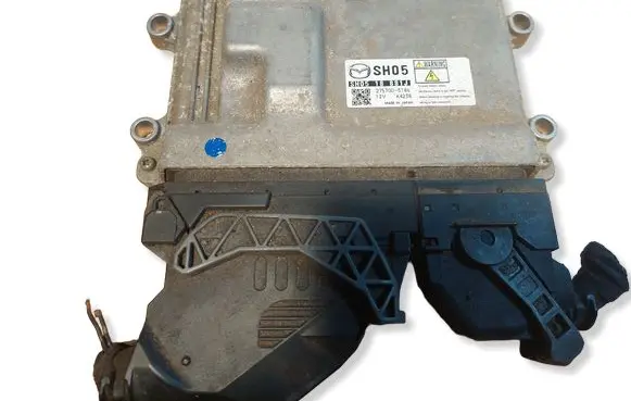 Mazda 6 Engine control unit/module ECU SH0518881J 2757005186 SH05