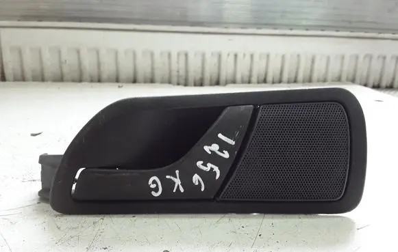 Skoda Fabia Mk1 (6Y) Rear door interior handle