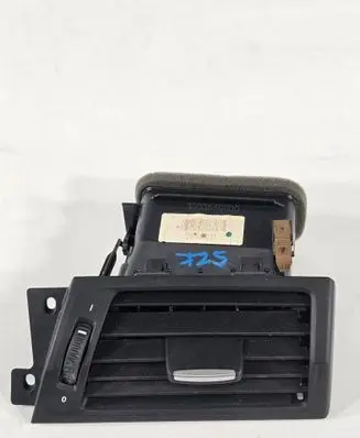 BMW X3 F25 Dashboard side air vent grill/cover trim 9184142