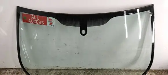 Alfa Romeo 156 Front windscreen/windshield window 