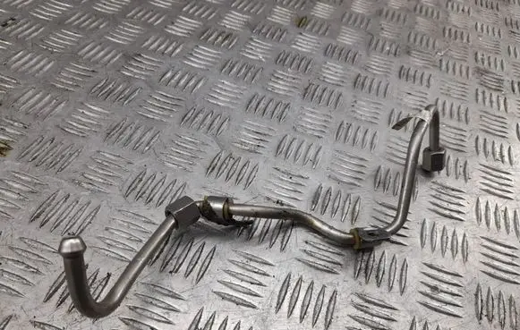 Ford Mustang VI Fuel line pipe EJ7E9J323CA
