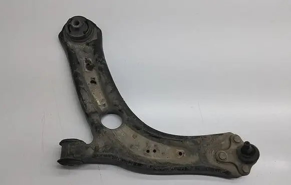 Volkswagen Tiguan Front lower control arm/wishbone 3Q0407151L